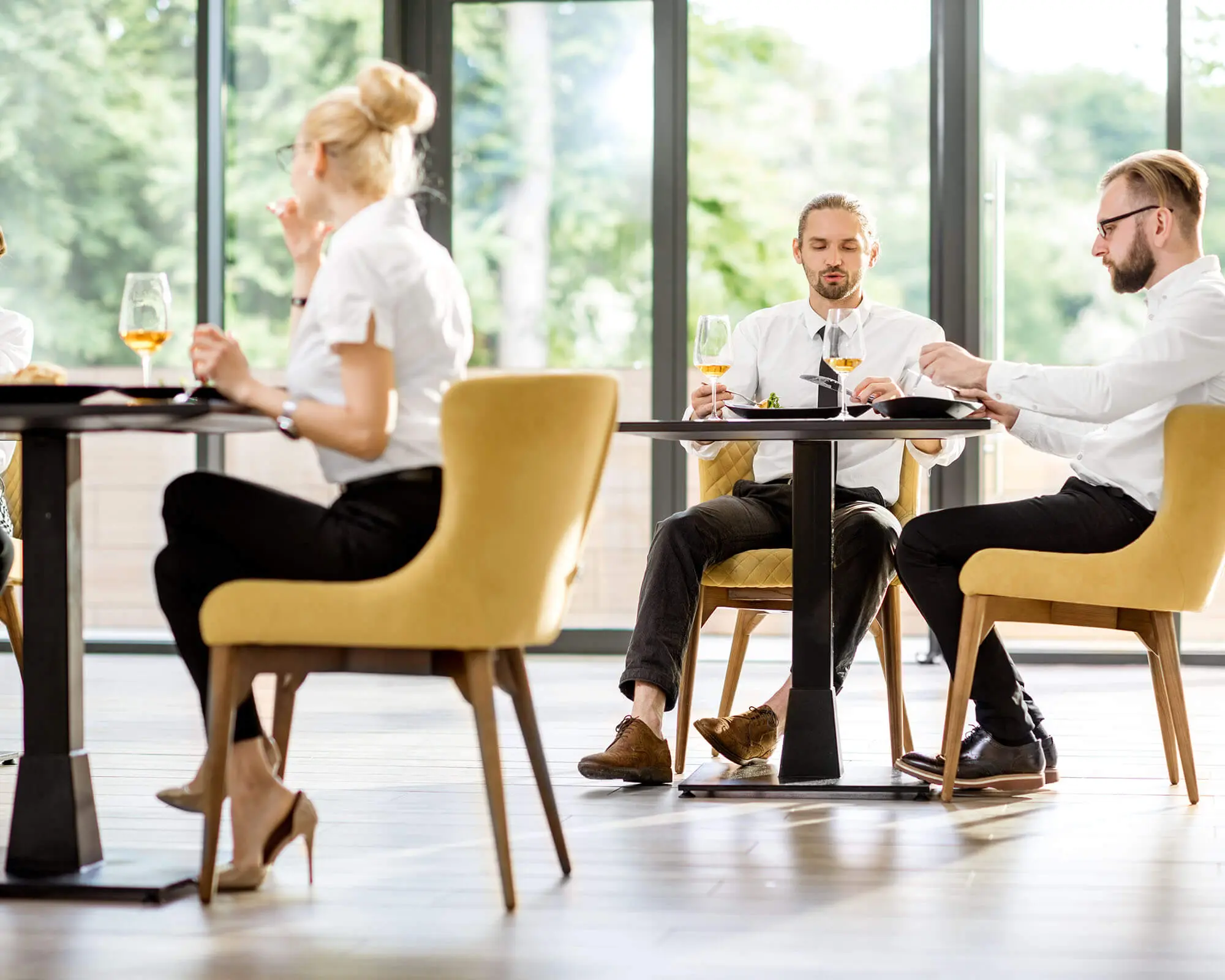 business-people-during-a-lunch-at-the-restaurant