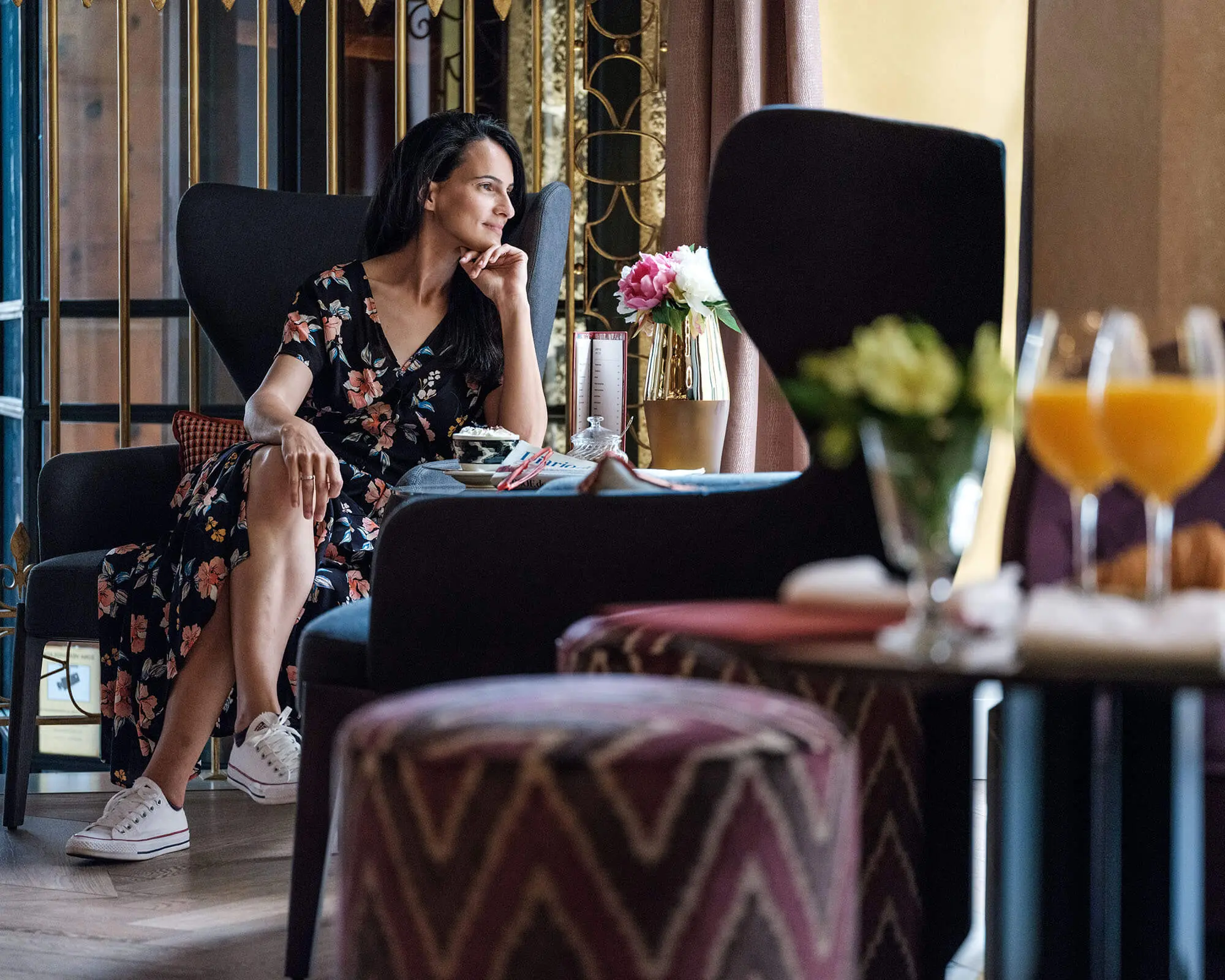 woman-having-breakfast-in-luxury-room